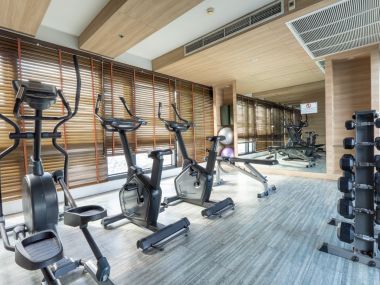 #Tiwanon Intersection, Large room, 35 sq.m. ✨ || 🚝 100 meters walk to #MRT Tiwanon || Installments as low as 7,xxx baht 💵 10 minutes to #TheMall Ngamwongwan ||Code3571