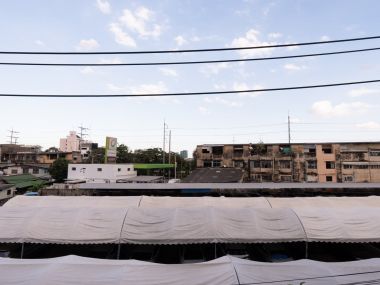 #Prachachuen16 ✨Installment payments as low as 6,xxx THB/month 🚝 600 meters from #MRT Bang Son || 5 minutes to Lotus Tao Poon || Ready to move in with just your luggage 🛍️Code3572