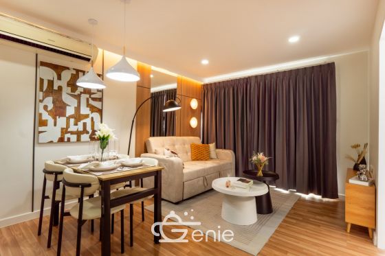 #Ramindra 2 Bedrooms, 48 ​​sq m ✨ Next to the night market near the expressway 💵 Installments as low as 9,xxx THB 🚝 Walking distance to #MRT Wacharaphon || 🛍️ 10 minutes to #Central Ramindra, 10 minutes to Fashion Island Code3575