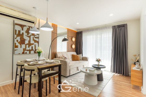 #Ramindra 2 Bedrooms, 48 ​​sq m ✨ Next to the night market near the expressway 💵 Installments as low as 9,xxx THB 🚝 Walking distance to #MRT Wacharaphon || 🛍️ 10 minutes to #Central Ramindra, 10 minutes to Fashion Island Code3575