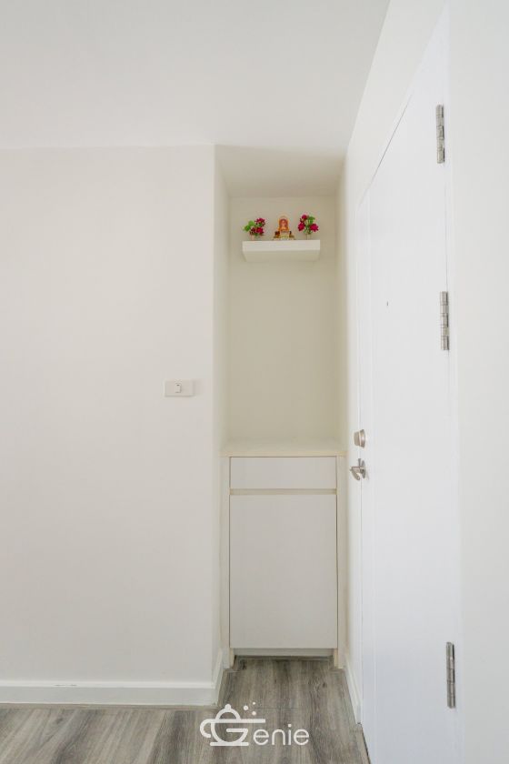 #Ramindra 2 Bedrooms, 48 ​​sq m ✨ Next to the night market near the expressway 💵 Installments as low as 9,xxx THB 🚝 Walking distance to #MRT Wacharaphon || 🛍️ 10 minutes to #Central Ramindra, 10 minutes to Fashion Island Code3575