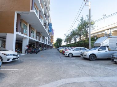 #รามอินทรา  2 ห้องนอน  48 ตรม.  ✨ ติดตลาดนัดเลียบด่วน   💵 ผ่อนเพียง 9,xxx บาท 🚝 เดินถึง #MRTวัชรพล  || 🛍️ 10 นาที  #เซ็นทรัลรามอินทรา   10 นาที แฟชั่นไอซ์แลนด์ รหัส3575