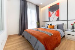 #Sukhumvit105 Large room, 36 sq.m. ✨ || 🚝 300 m walk to #MRT Srilasal || 200 m to Sikarin Hospital code