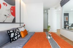 #Sukhumvit105 Large room, 36 sq.m. ✨ || 🚝 300 m walk to #MRT Srilasal || 200 m to Sikarin Hospital code