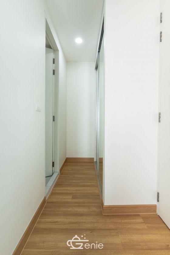 #Sukhumvit105 Large room, 36 sq.m. ✨ || 🚝 300 m walk to #MRT Srilasal || 200 m to Sikarin Hospital code