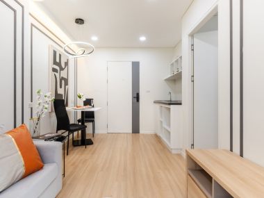 #Chaengwatthana 10 Beautiful, luxuriously decorated 26 sq.m. condo ✨ || ✈️ Near #DonMueangAirport || 5 minutes to #RedLineMRT || 💵 Installments as low as 6,xxx THB || Code3585