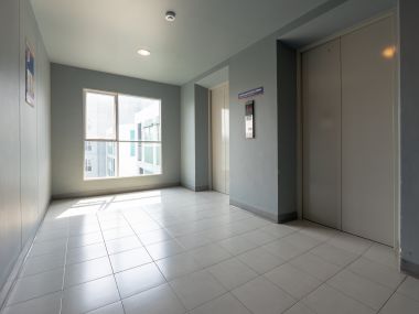 #Chaengwatthana 10 Beautiful, luxuriously decorated 26 sq.m. condo ✨ || ✈️ Near #DonMueangAirport || 5 minutes to #RedLineMRT || 💵 Installments as low as 6,xxx THB || Code3585