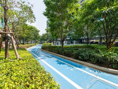 #Chaengwatthana 10 Beautiful, luxuriously decorated 26 sq.m. condo ✨ || ✈️ Near #DonMueangAirport || 5 minutes to #RedLineMRT || 💵 Installments as low as 6,xxx THB || Code3585