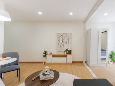 #Prachachuen16 ✨Installment payments as low as 6,xxx THB/month 🚝 600 meters from #MRT Bang Son || 5 minutes to Lotus Tao Poon || Ready to move in with just your luggage 🛍️ Code3586