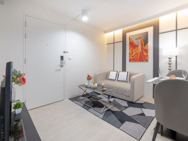 #Sukhumvit 64 Luxury 28 sq.m. room ✨ || 🚝 250 m. #BTS Punnawithi || 5 minutes to #BITEC Bangna || 💵 Installments as low as 7,xxx THB || Code3587