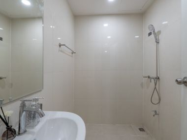 #Sukhumvit105 #Lasalle 2 Bedrooms, 2 Bathrooms, Large Size 48 sq.m. ✨ || 💵 Installment 9,xxx THB || 🚝 5 minutes MRT Lasalle || 8 minutes #BTS Bearing || Code3588