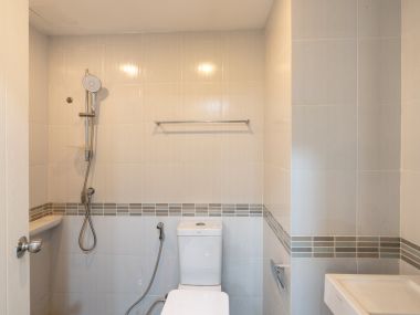 #บางนา - ตราด 23 || 💵 ผ่อนเพียง 6,xxx บาท || 🚝 เดิน 300 ม. ถึง เซ็นทรัลบางนา || 5 นาที #MRT ศรีเอี่ยม || 🛍️ 10 นาที #BTS บางนา || เฟอร์ครบพร้อมเข้าอยู่ || รหัส 3596