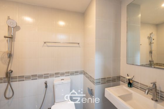 #บางนา - ตราด 23 || 💵 ผ่อนเพียง 6,xxx บาท || 🚝 เดิน 300 ม. ถึง เซ็นทรัลบางนา || 5 นาที #MRT ศรีเอี่ยม || 🛍️ 10 นาที #BTS บางนา || เฟอร์ครบพร้อมเข้าอยู่ || รหัส 3596