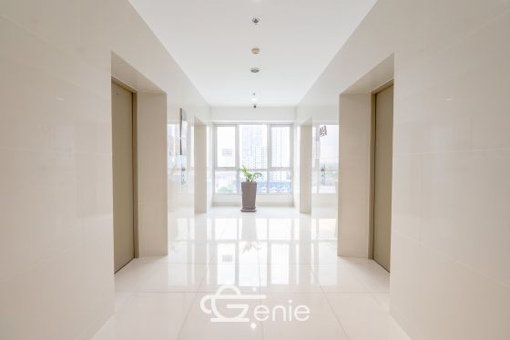 #รัตนาธิเบศร์ – แคราย || ✨ห้องใหญ่ 44 ตรม.|| 💵 ผ่อนเพียง 8,xxx บาท || 🚝 เดิน 200 เมตร ถึง #MRTบางกระสอ || 🛍️ 5 นาที #เซ็นทรัลรัตนาธิเบศร์ || 2 นาที ศูนย์ราชการจังหวัดนนทบุรี || 📍ใกล้แยกแคราย รหัส3602