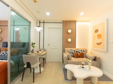 #ดอนเมือง #วิภาวดี || ✨𝟮 ห้องนอน || 🤩 ราคาไม่ถึง 𝟮 ล้าน || 💵 ผ่อน 𝟳,𝙭𝙭𝙭 เท่านั้น || ✈️ ติดสนามบินดอนเมือง |🚈 𝟮 นาทีถึง 𝙈𝙍𝙏 หลักสี่สายสีชมพู || 3608