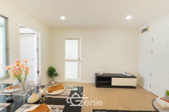 #ห้วยขวาง #รัชดา || ✨ห้องใหญ่ 𝟯𝟱 ตรม. || 🚝 เดิน 𝟱 นาที ถึง 𝙈𝙍𝙏 ห้วยขวาง || 💵 ผ่อน 𝟵,𝙭𝙭𝙭 เท่านั้น ||📍ใกล้ พระพิฆเนศ / ตลาดห้วยขวาง || 🛍️เฟอร์ครบพร้อมเข้าอยู่ 3609