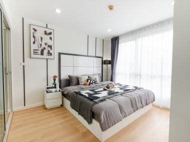 #ThaPra #ThoetThai33 || ✨Large 36 sq m room || 🚝 Next to BTS #TaladPlu || 💵 Installments starting at only 8,xxx THB || 🚶‍♀️ 500 meters walk to #TheMallThaPra || 10 minutes to ICONSIAM || 🛍️ Fully furnished, ready to move in.