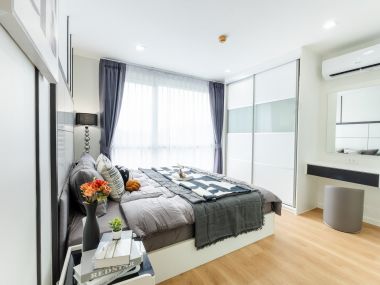 #ThaPra #ThoetThai33 || ✨Large 36 sq m room || 🚝 Next to BTS #TaladPlu || 💵 Installments starting at only 8,xxx THB || 🚶‍♀️ 500 meters walk to #TheMallThaPra || 10 minutes to ICONSIAM || 🛍️ Fully furnished, ready to move in.