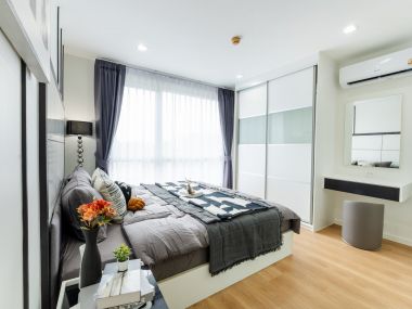 #ThaPra #ThoetThai33 || ✨Large 36 sq m room || 🚝 Next to BTS #TaladPlu || 💵 Installments starting at only 8,xxx THB || 🚶‍♀️ 500 meters walk to #TheMallThaPra || 10 minutes to ICONSIAM || 🛍️ Fully furnished, ready to move in.