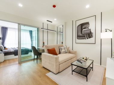 #ThaPra #ThoetThai33 || ✨Large 36 sq m room || 🚝 Next to BTS #TaladPlu || 💵 Installments starting at only 8,xxx THB || 🚶‍♀️ 500 meters walk to #TheMallThaPra || 10 minutes to ICONSIAM || 🛍️ Fully furnished, ready to move in.