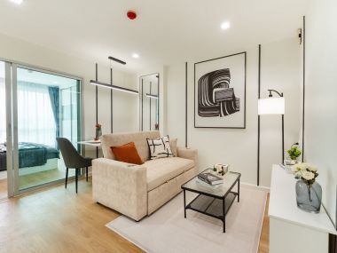 #ThaPra #ThoetThai33 || ✨Large 36 sq m room || 🚝 Next to BTS #TaladPlu || 💵 Installments starting at only 8,xxx THB || 🚶‍♀️ 500 meters walk to #TheMallThaPra || 10 minutes to ICONSIAM || 🛍️ Fully furnished, ready to move in.