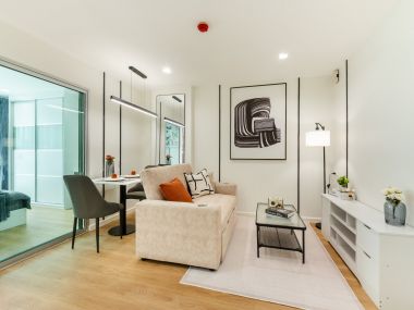 #ThaPra #ThoetThai33 || ✨Large 36 sq m room || 🚝 Next to BTS #TaladPlu || 💵 Installments starting at only 8,xxx THB || 🚶‍♀️ 500 meters walk to #TheMallThaPra || 10 minutes to ICONSIAM || 🛍️ Fully furnished, ready to move in.