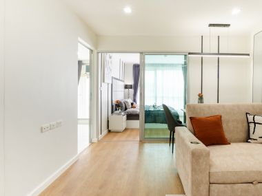 #ThaPra #ThoetThai33 || ✨Large 36 sq m room || 🚝 Next to BTS #TaladPlu || 💵 Installments starting at only 8,xxx THB || 🚶‍♀️ 500 meters walk to #TheMallThaPra || 10 minutes to ICONSIAM || 🛍️ Fully furnished, ready to move in.