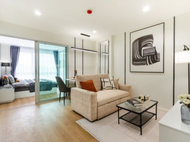 #ThaPra #ThoetThai33 || ✨Large 36 sq m room || 🚝 Next to BTS #TaladPlu || 💵 Installments starting at only 8,xxx THB || 🚶‍♀️ 500 meters walk to #TheMallThaPra || 10 minutes to ICONSIAM || 🛍️ Fully furnished, ready to move in.