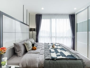 #ThaPra #ThoetThai33 || ✨Large 36 sq m room || 🚝 Next to BTS #TaladPlu || 💵 Installments starting at only 8,xxx THB || 🚶‍♀️ 500 meters walk to #TheMallThaPra || 10 minutes to ICONSIAM || 🛍️ Fully furnished, ready to move in.