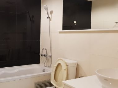 For rent at the Address Sukhumvit 42 1 Bedroom 1 Bathroom 22,000THB/month Fully furnished PROP000363