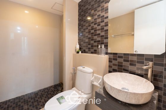 #Ratchada ✨Luxury Condo || 2 Bedrooms, Large 46 sq.m. Units || 🚗 Private Parking || Near #MajorRatchayothin || 💵 Installments as low as 7,xxx THB!!! || 🛍️ Fully Furnished, Ready to Move In