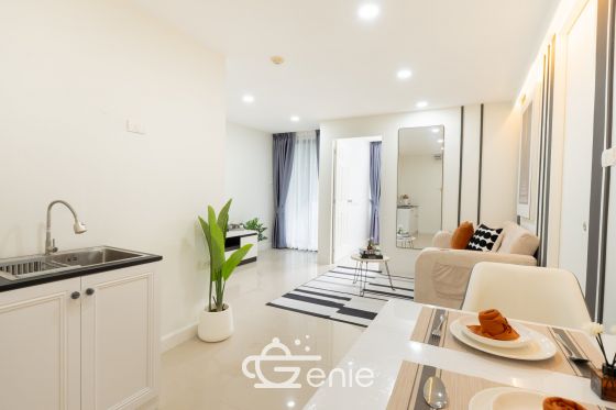 #Ratchada ✨Luxury Condo || 2 Bedrooms, Large 46 sq.m. Units || 🚗 Private Parking || Near #MajorRatchayothin || 💵 Installments as low as 7,xxx THB!!! || 🛍️ Fully Furnished, Ready to Move In
