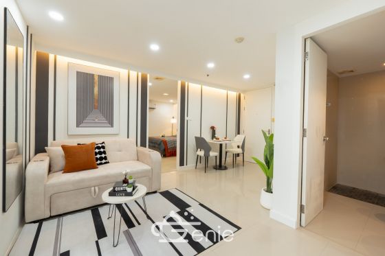 #Ratchada ✨Luxury Condo || 2 Bedrooms, Large 46 sq.m. Units || 🚗 Private Parking || Near #MajorRatchayothin || 💵 Installments as low as 7,xxx THB!!! || 🛍️ Fully Furnished, Ready to Move In