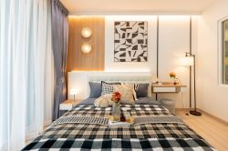 #Rattanathibet – #Khaerai || ⭐️Large, brand new unit with luxurious furnishings || ✨2 bedrooms, 50 sq m || 💵 Installments as low as 7,xxx baht || 🚝 200 meters walk to #MRTBangKraso || 🛍️ 5 minutes to #CentralRattanathibet || 2 minutes to Nonthaburi Provincial Government Center || Near Khaerai Intersection