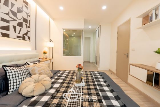 #Rattanathibet – #Khaerai || ⭐️Large, brand new unit with luxurious furnishings || ✨2 bedrooms, 50 sq m || 💵 Installments as low as 7,xxx baht || 🚝 200 meters walk to #MRTBangKraso || 🛍️ 5 minutes to #CentralRattanathibet || 2 minutes to Nonthaburi Provincial Government Center || Near Khaerai Intersection