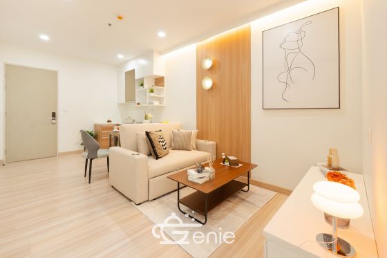 #Rattanathibet – #Khaerai || ⭐️Large, brand new unit with luxurious furnishings || ✨2 bedrooms, 50 sq m || 💵 Installments as low as 7,xxx baht || 🚝 200 meters walk to #MRTBangKraso || 🛍️ 5 minutes to #CentralRattanathibet || 2 minutes to Nonthaburi Provincial Government Center || Near Khaerai Intersection