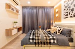 #Rattanathibet – #Khaerai || ⭐️Large, brand new unit with luxurious furnishings || ✨2 bedrooms, 50 sq m || 💵 Installments as low as 7,xxx baht || 🚝 200 meters walk to #MRTBangKraso || 🛍️ 5 minutes to #CentralRattanathibet || 2 minutes to Nonthaburi Provincial Government Center || Near Khaerai Intersection