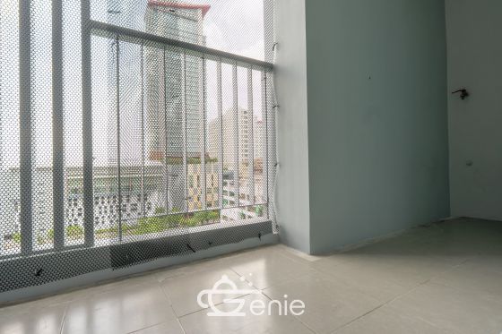 #Rattanathibet – #Khaerai || ⭐️Large, brand new unit with luxurious furnishings || ✨2 bedrooms, 50 sq m || 💵 Installments as low as 7,xxx baht || 🚝 200 meters walk to #MRTBangKraso || 🛍️ 5 minutes to #CentralRattanathibet || 2 minutes to Nonthaburi Provincial Government Center || Near Khaerai Intersection