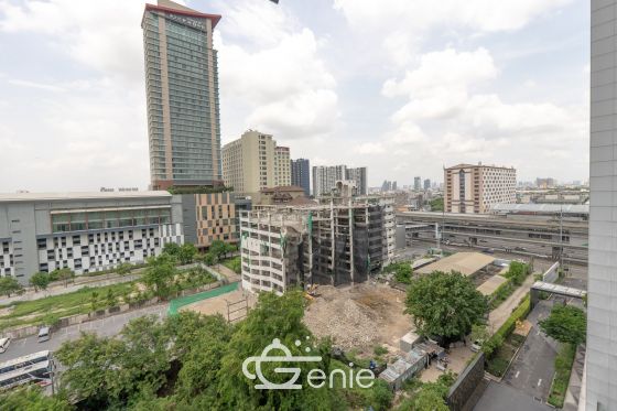 #Rattanathibet – #Khaerai || ⭐️Large, brand new unit with luxurious furnishings || ✨2 bedrooms, 50 sq m || 💵 Installments as low as 7,xxx baht || 🚝 200 meters walk to #MRTBangKraso || 🛍️ 5 minutes to #CentralRattanathibet || 2 minutes to Nonthaburi Provincial Government Center || Near Khaerai Intersection