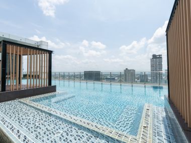 #รัตนาธิเบศร์ – #แคราย|| ⭐️ห้องใหญ่มือ𝟭 แต่งหรู || ✨𝟮 นอน 𝟱𝟬 ตรม. || 💵 ผ่อนเพียง 𝟳,𝘅𝘅𝘅 บาท || 🚝 เดิน 𝟮𝟬𝟬 เมตร ถึง #𝗠𝗥𝗧บางกระสอ|| 🛍️ 𝟱 นาที #เซ็นทรัลรัตนาธิเบศร์|| 𝟮 นาที ศูนย์ราชการจังหวัดนนทบุรี || ใกล้แยกแคราย