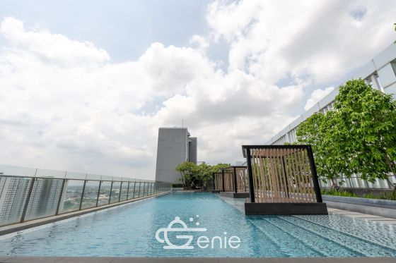 #Rattanathibet – #Khaerai || ⭐️Large, brand new unit with luxurious furnishings || ✨2 bedrooms, 50 sq m || 💵 Installments as low as 7,xxx baht || 🚝 200 meters walk to #MRTBangKraso || 🛍️ 5 minutes to #CentralRattanathibet || 2 minutes to Nonthaburi Provincial Government Center || Near Khaerai Intersection