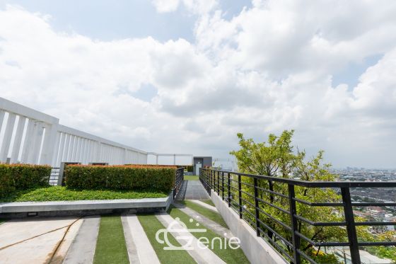 #Rattanathibet – #Khaerai || ⭐️Large, brand new unit with luxurious furnishings || ✨2 bedrooms, 50 sq m || 💵 Installments as low as 7,xxx baht || 🚝 200 meters walk to #MRTBangKraso || 🛍️ 5 minutes to #CentralRattanathibet || 2 minutes to Nonthaburi Provincial Government Center || Near Khaerai Intersection