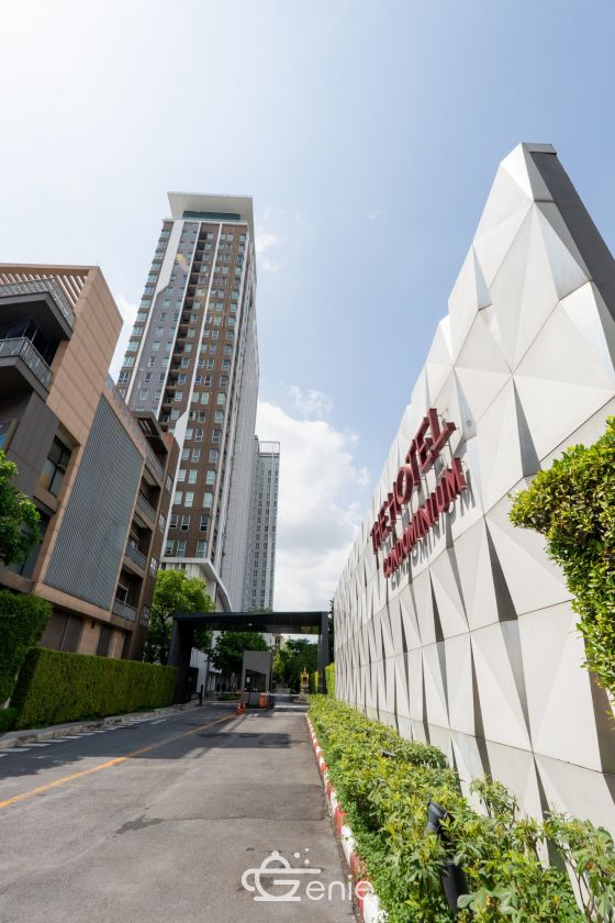 #Rattanathibet – #Khaerai || ⭐️Large, brand new unit with luxurious furnishings || ✨2 bedrooms, 50 sq m || 💵 Installments as low as 7,xxx baht || 🚝 200 meters walk to #MRTBangKraso || 🛍️ 5 minutes to #CentralRattanathibet || 2 minutes to Nonthaburi Provincial Government Center || Near Khaerai Intersection