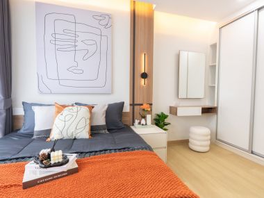 #Ratchada #HuaiKhwang || Large room, 32 sq.m. || 🚝 5 minutes to MRT Huai Khwang || 💵 Affordable monthly payments, only 9,xxx THB!!! || 🛍️ Fully furnished, ready to move in.