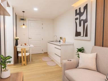 #Ratchada #HuaiKhwang || Large room, 32 sq.m. || 🚝 5 minutes to MRT Huai Khwang || 💵 Affordable monthly payments, only 9,xxx THB!!! || 🛍️ Fully furnished, ready to move in.