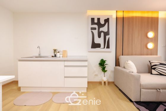 #Ratchada #HuaiKhwang || Large room, 32 sq.m. || ๐ 5 minutes to MRT Huai Khwang || ๐ต Affordable monthly payments, only 9,xxx THB!!! || ๐๏ธ Fully furnished, ready to move in.