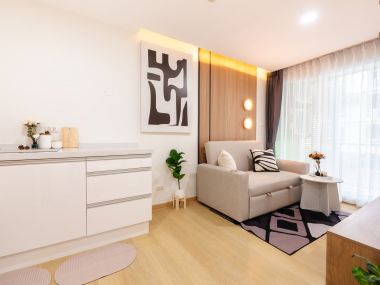 #Ratchada #HuaiKhwang || Large room, 32 sq.m. || 🚝 5 minutes to MRT Huai Khwang || 💵 Affordable monthly payments, only 9,xxx THB!!! || 🛍️ Fully furnished, ready to move in.