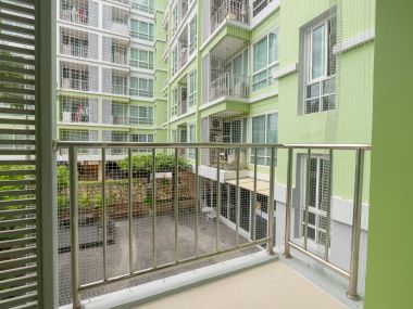 #Ratchada #HuaiKhwang || Large room, 32 sq.m. || 🚝 5 minutes to MRT Huai Khwang || 💵 Affordable monthly payments, only 9,xxx THB!!! || 🛍️ Fully furnished, ready to move in.