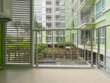 #Ratchada #HuaiKhwang || Large room, 32 sq.m. || 🚝 5 minutes to MRT Huai Khwang || 💵 Affordable monthly payments, only 9,xxx THB!!! || 🛍️ Fully furnished, ready to move in.