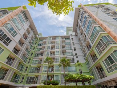 #Ratchada #HuaiKhwang || Large room, 32 sq.m. || 🚝 5 minutes to MRT Huai Khwang || 💵 Affordable monthly payments, only 9,xxx THB!!! || 🛍️ Fully furnished, ready to move in.